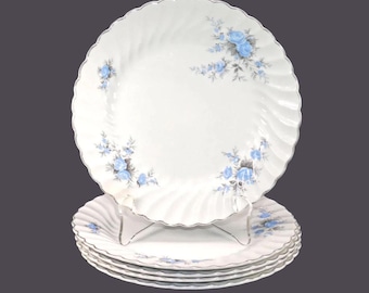 Vintage Johnson Brothers JB139 luncheon plates made in England. Set of 5 plates.