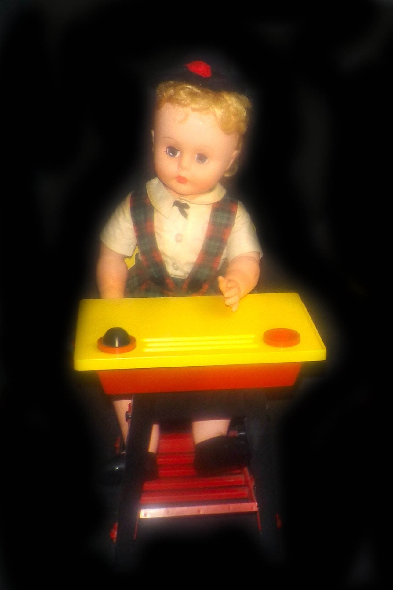 susie smart doll with desk