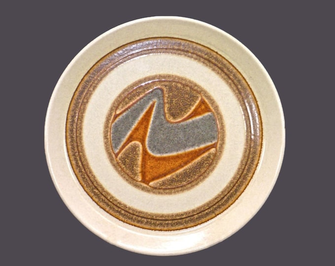Crown Lynn Landscape D625 stoneware dinner plate. Earthtones stoneware made in New Zealand.