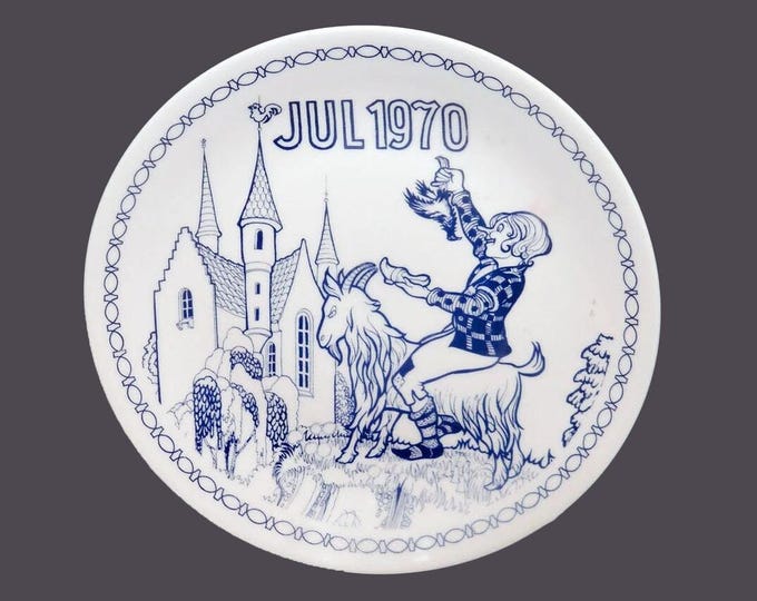 Bygdo Denmark Hans Christian Andersen blue-and-white 1970 collector plate Klods Hans | Clumsy Hans Orla Muff design.