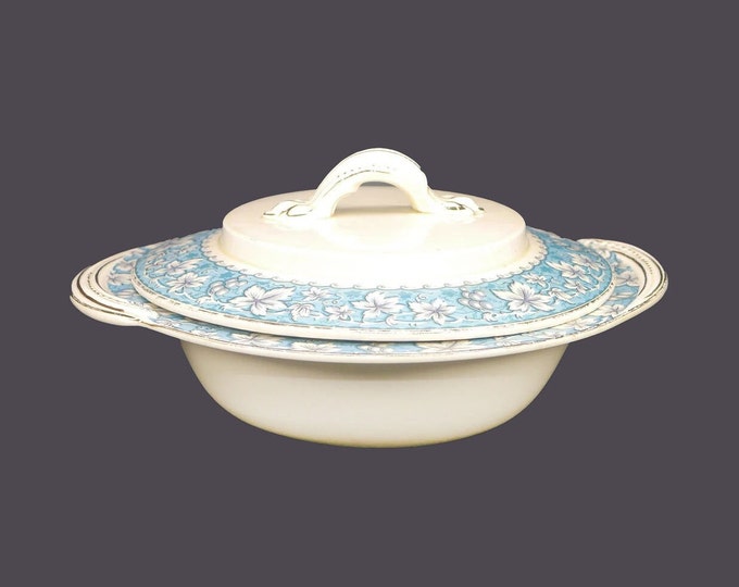 Burgess & Leigh 6750 covered handled serving bowl. Tudor Ironstone made in England.
