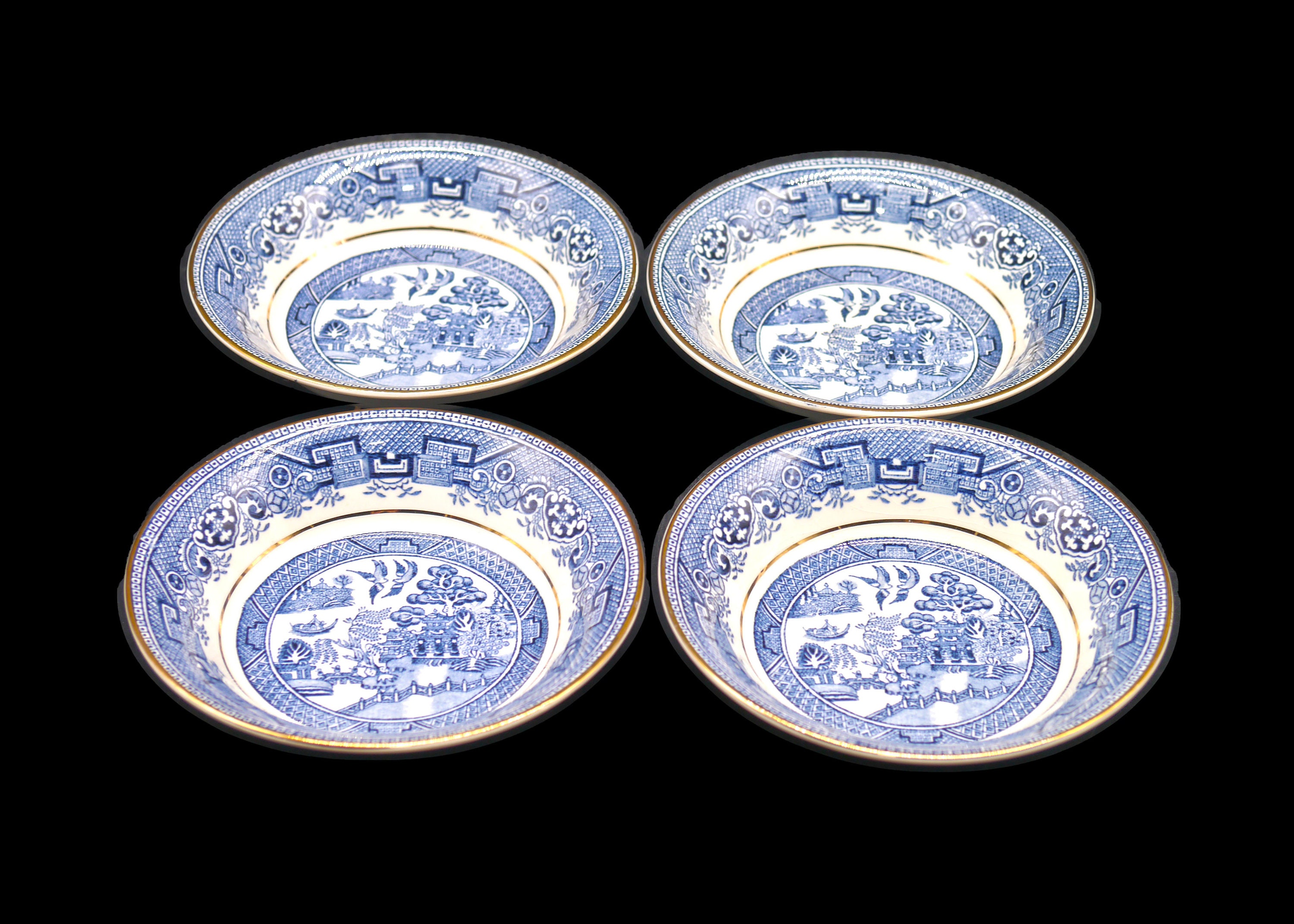 Four Myott Blue Willow fruit nappies, dessert bowls. Blueand white