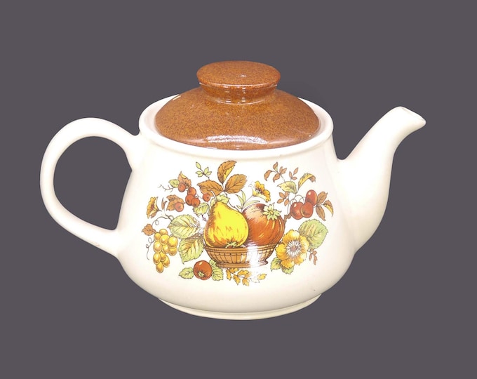 Sadler Bountiful Harvest four-cup teapot made in England. Flaws (see below).