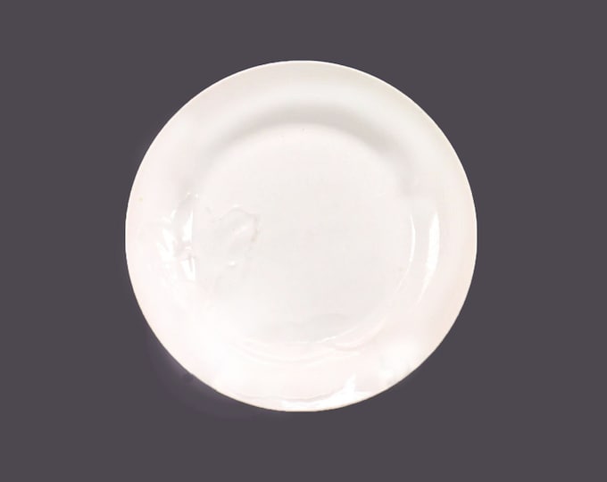 Studio Nova Tulip White M2051 all-white large dinner plate made in Japan.