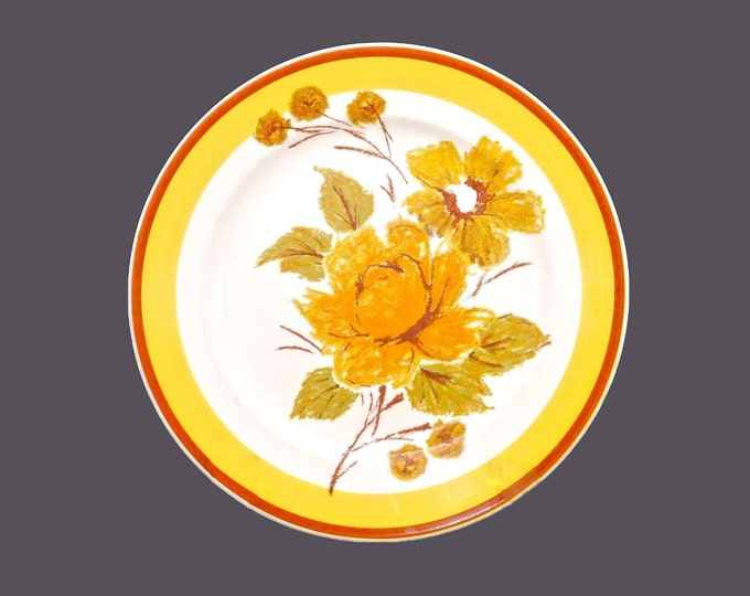 Nikko Topaz large stoneware dinner plate. Kingstone Stoneware made in Japan. Retro florals. Hard to find. Flaws (see below).