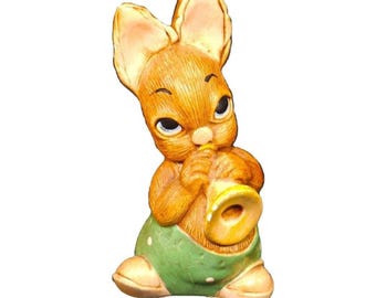 PenDelfin rabbit figurine Phumf. Hand-painted stonecraft made in England.