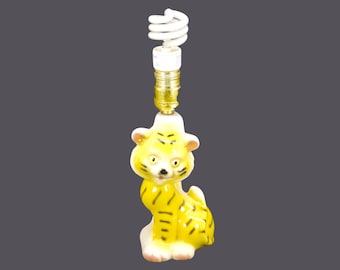 Yellow ceramic tiger table lamp ideal for baby's room | nursery. North American plug. Made in Japan.