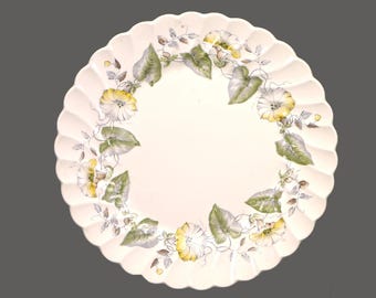 Vintage Myott Westmoreland dinner plate. Old Chelsea ironstone England.