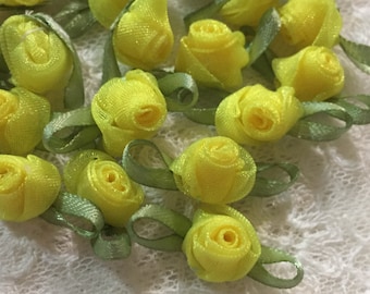 36pcs 1.25" Apple Green Organza Rose Bud Rosebud Flower Appliqués w/Leaves, Sheer Rosebuds, Ribbon Roses Rolled Rosettes, Fabric Flowers