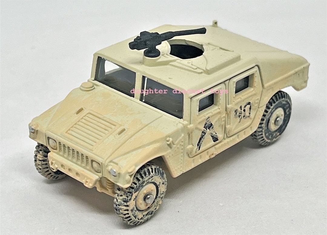 DESERT STORM HUMVEE on Showcase Display Standadult Collector Etsy Canada