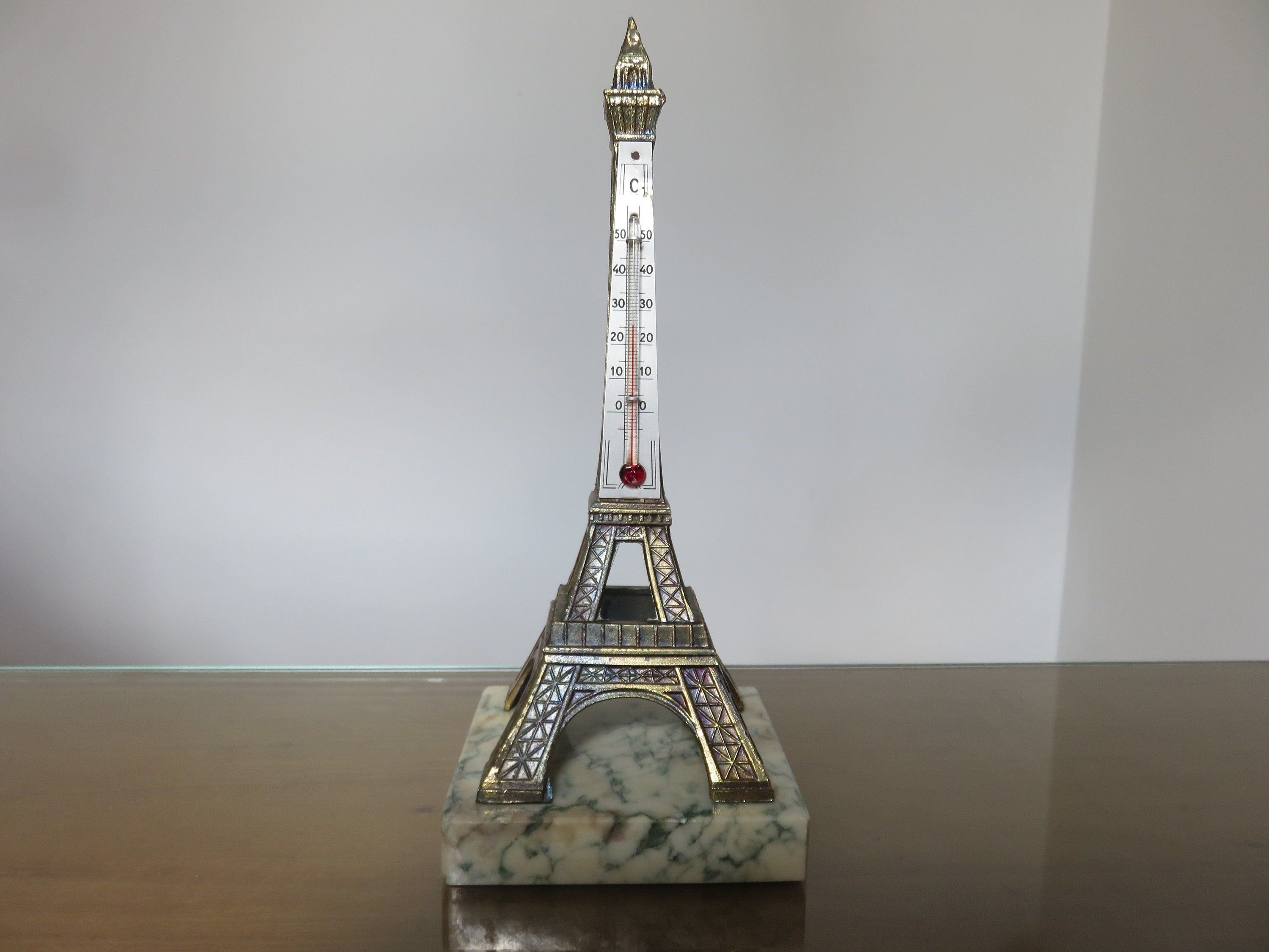 Tour Eiffel en Métal et Marbre, Thermomètre, Souvenir de Paris France 1940 1950 40's 50's Mid Centur