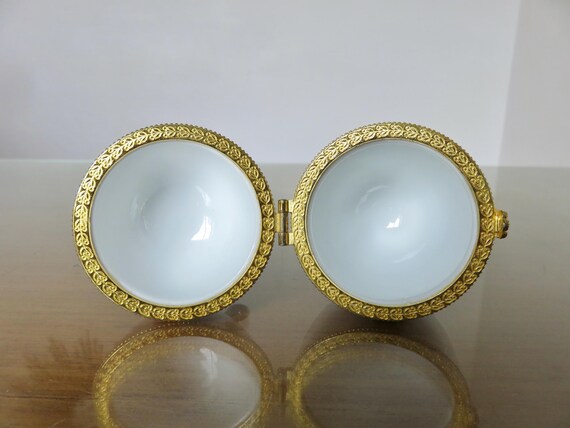 Œuf En Porcelaine - Boîte à Bijoux Ou Décoration - Occasion Bon état