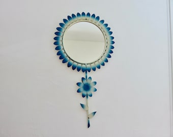 Grand miroir " fleur " en métal, Chaty Vallauris mid century 1960 1970 60's 70's  French vintage metal flower mirror