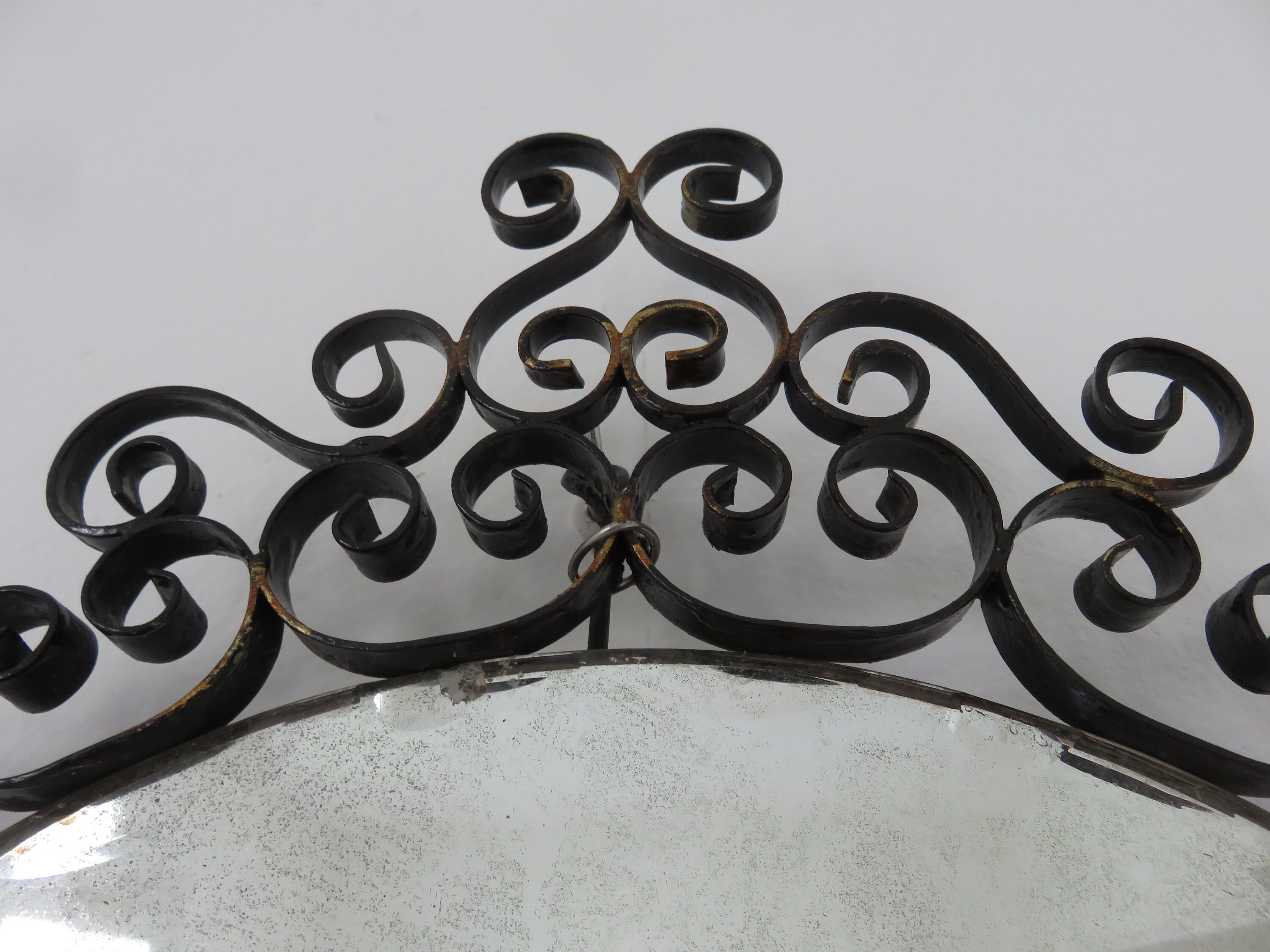 Grand miroir mural, biseauté, en fer forgé, Chaty Vallauris non