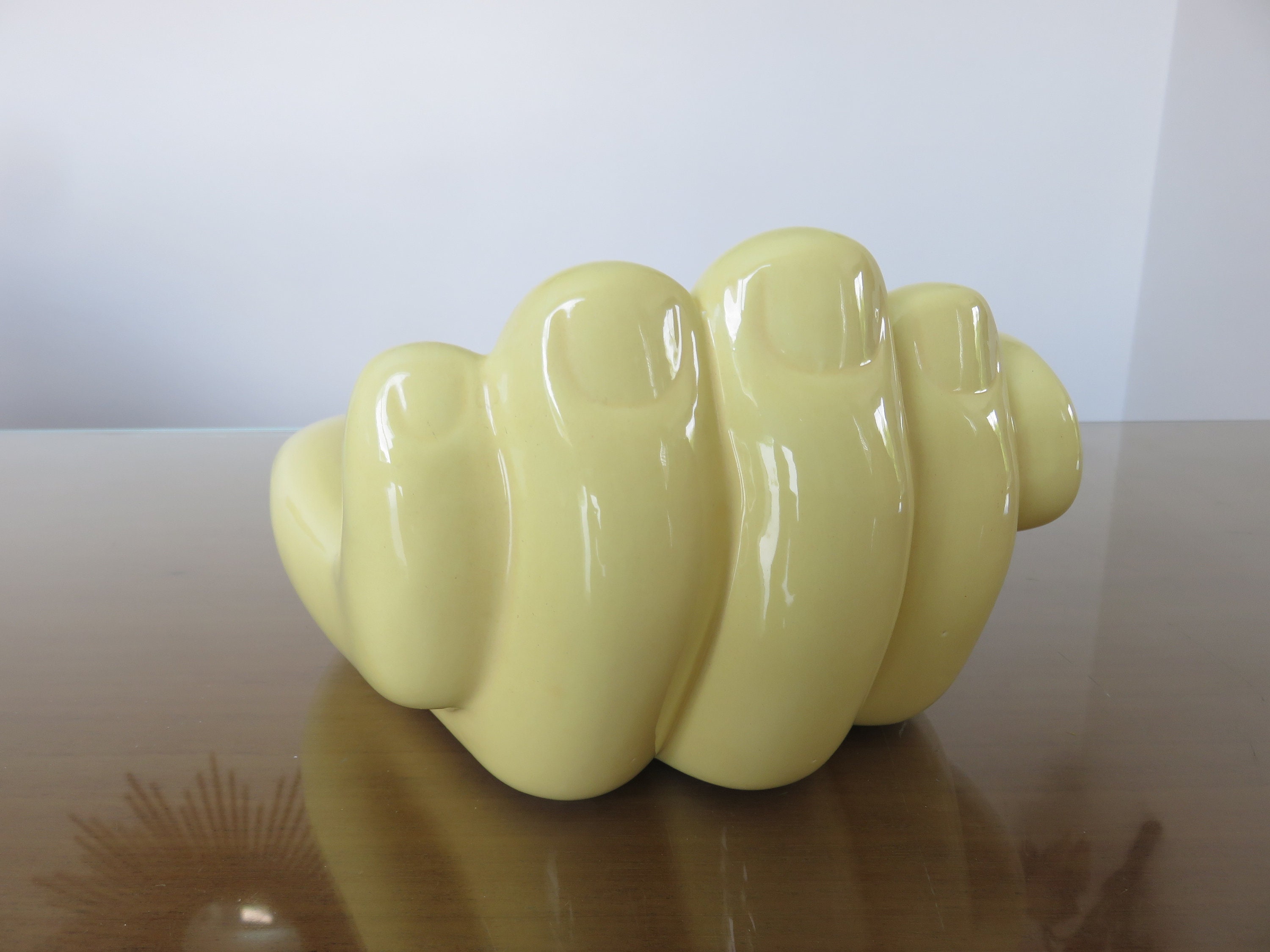 Vide Poche en Forme de Main Céramique Jaune Pâle Mid Century 1960 1970 60's 70's French Vintage Yell