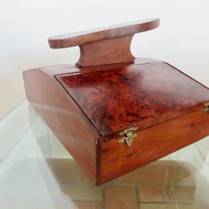 Scatola portaoggetti antica in legno, realizzata in tuia, 2 scomparti, metà secolo 1940-1950, scatola portaoggetti in legno vintage degli anni &#39;40-&#39;60
