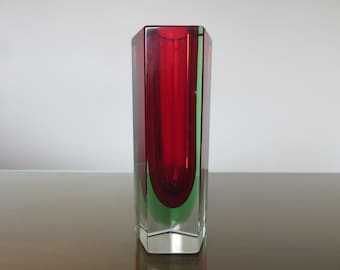 Sommerso MURANO vase, design by LUIGI MANDRUZZATO, red, green and transparent, mid century 1960 60&#39;s vintage Murano glass vase