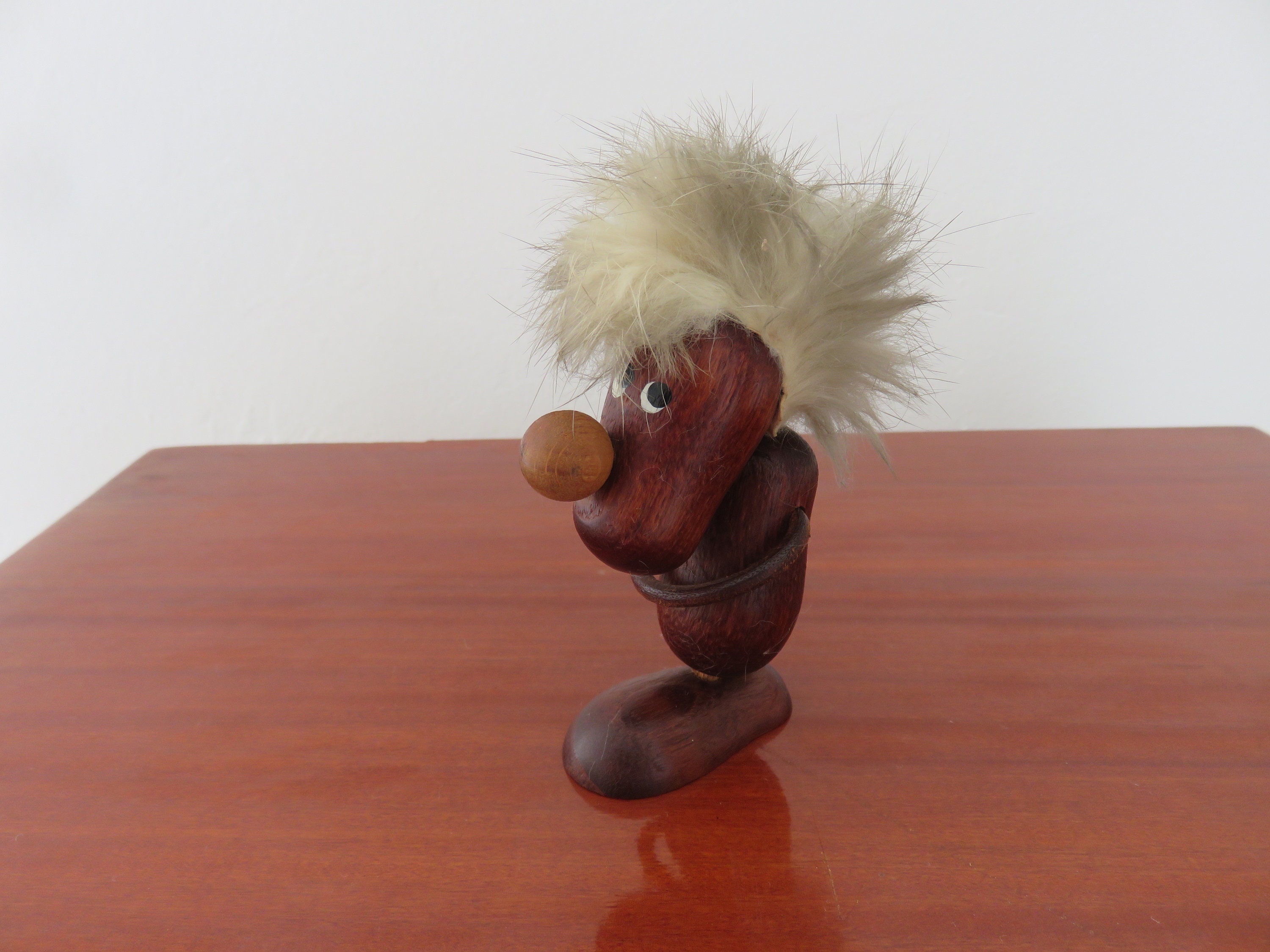 Petit Personnage Scandinave, en Teck, Mid Century 1960 1970 60's 70's Vintage Scandinavian Teak Viki