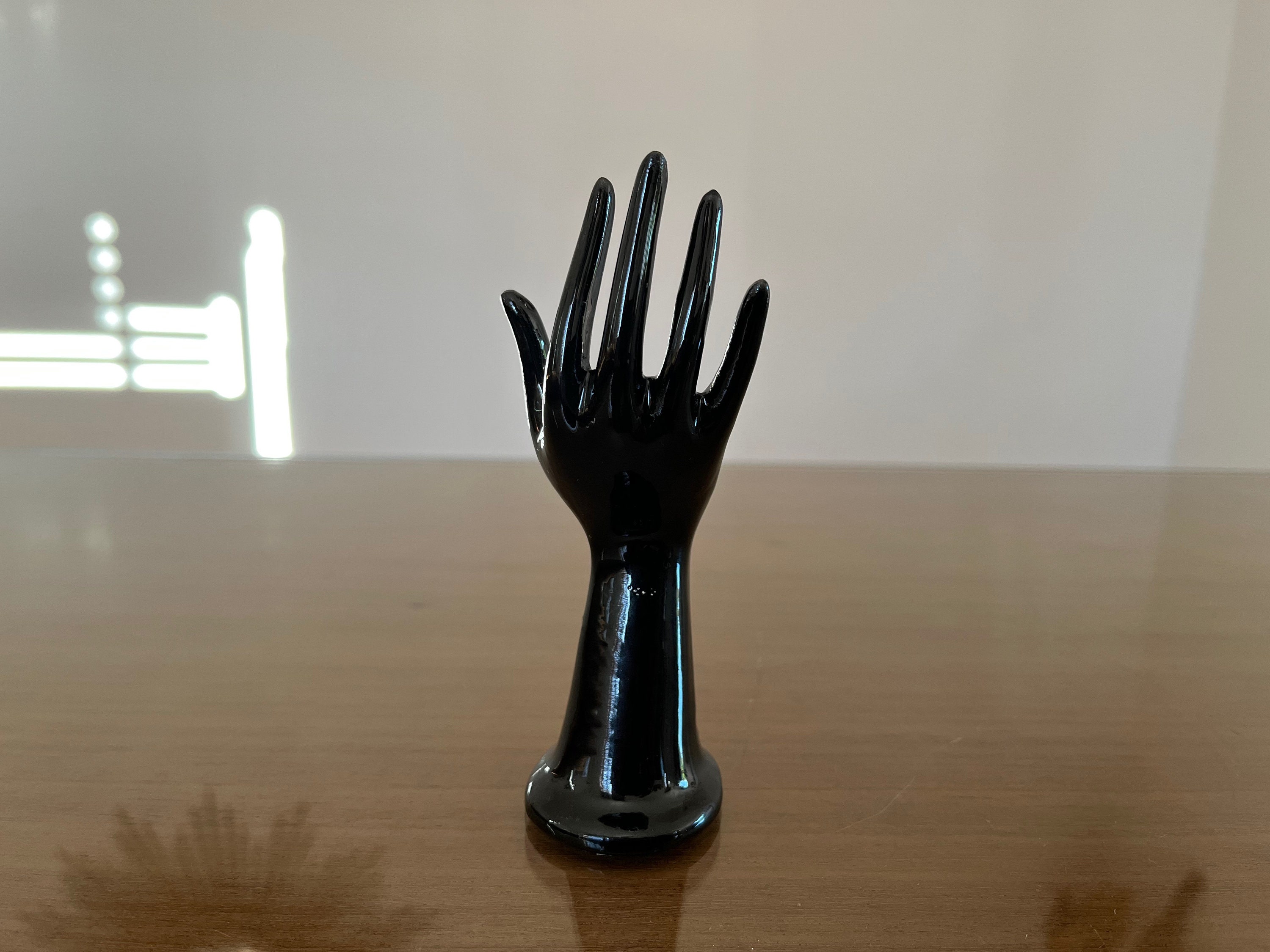 Main Baguier, Soliflore, en Porcelaine Noire, 1970 70's Mid Century Old Vintage French Black Porcela