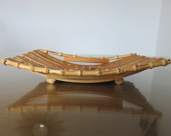 Empty pocket, bamboo fruit bowl 1960 1970 60&#39;s 70&#39;s mid century vintage bamboo empty pocket, fruit bowl