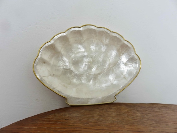 フィリピン産カピス産マザーオブパールのセット、貝殻のラメキンと皿