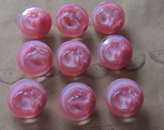 Nr. 87c- Deutsche Vintage Kinder Glasknöpfe 9 Stück rosa ÄPFEL Mondschein Neugablonz 18 mm