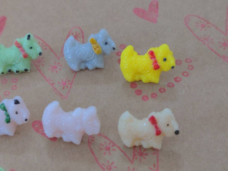 8b-Alte Glaskn\u00f6pfe Kinderkn\u00f6pfe Hunde German vintage kiddie glass buttons 10 pieces DOG MIX 14 x 11 mm Nr