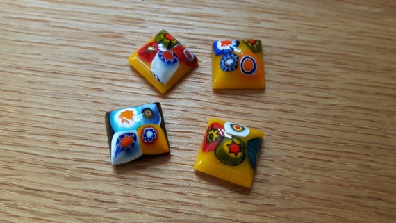 4 ovale Cabochons als Blume in schwarz 18 x 13 mm