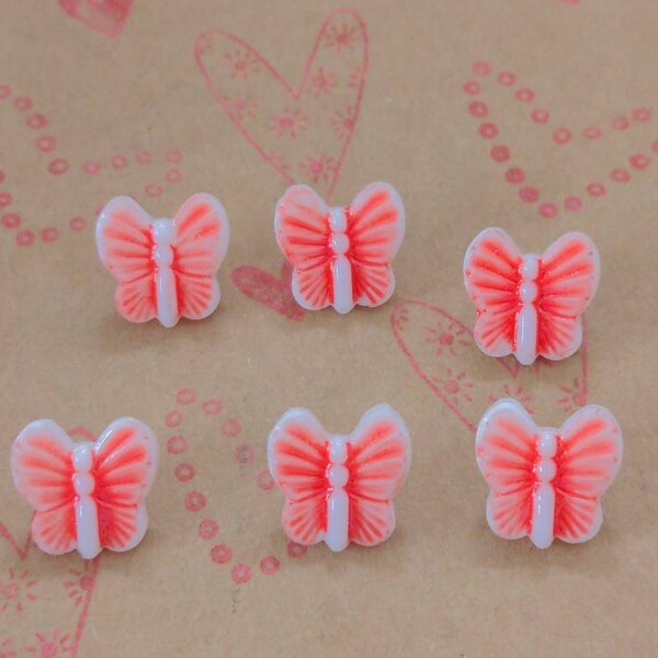 No. 18c - Alte Glasknöpfe Schmetterlinge /vintage German children glass buttons BUTTERFLYS 6 pieces 13 mm