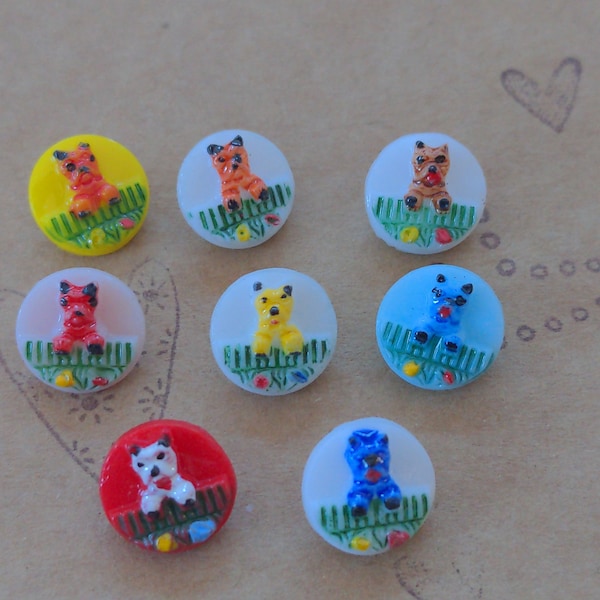 Nr. 94e -Alte Glasknöpfe Kinderknöpfe Hunde/ German vintage kiddie glass buttons 8 pieces Dog MIX 11  mm