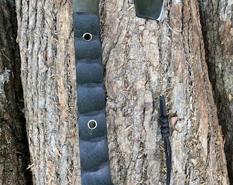Tactical tomahawk - The “Beserker” With black micarta handles