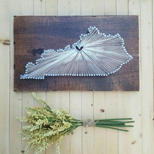 Kentucky String Art, Kentucky Home Sign, Kentucky Decor, Kentucky Nail Art, Kentucky Gifts, Kentucky home, Kentucky Map, 9x15, 16x24