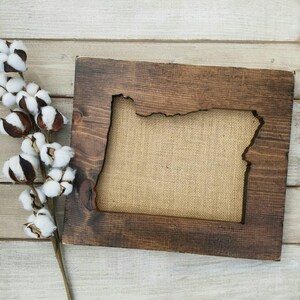 Oregon Sign, Burlap Print, Oregon Decor, Oregon Gifts, Oregon Wall Art, Oregon Home Decor, Oregon State Map, Rustic Decor, 11x13