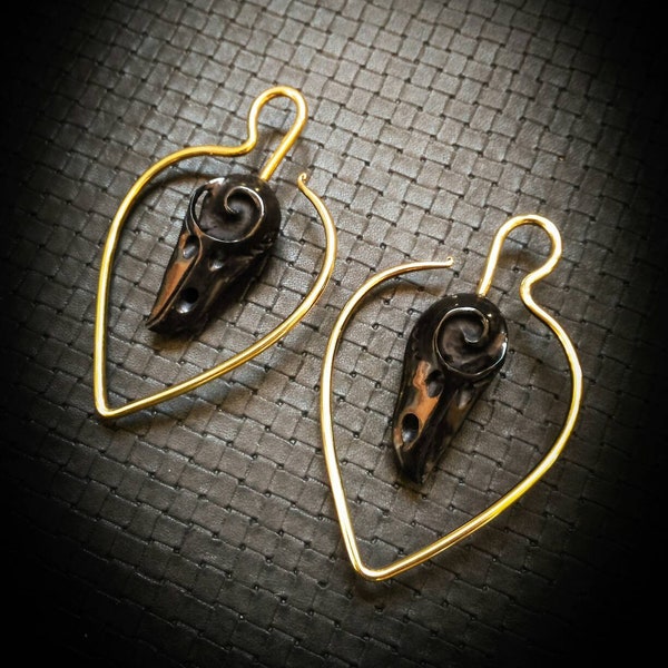 Raven Horn Brass Earrings- Ears Weight- 2mm-Crow Design-Organic Jewelry-Carved by Hand-Unique-New Collection-Macabre Earrings-Cosplay Jewels