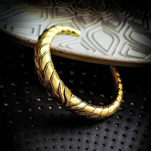 Brass Industrial Textur Brutal Draped Effect Unisex Bracelet-Design Jewels-Biomechanic Bracelet-Original Design-Alternative Fashion Jewelry
