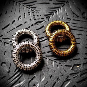 316L Steel or Gold PVD Dots Pattern Medium Size Unisex Hoop Ear Weight-6mm 2G-New Co-Stretched Ear-Body Modification-Design Jewel-Geometric