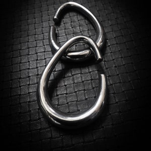 Geschwungene Ohren aus Edelstahl, Gewicht: 6 mm, 2 g, minimalistisches Design, neue Kollektion, Boho-Juwelen, unterirdischer Schmuck, industrielle Inspiration, Eierdesign