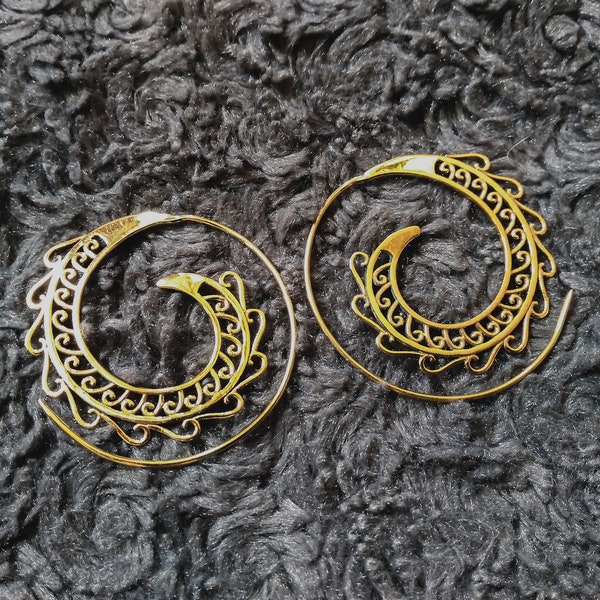 Spiral Bronze Earrings - Fairy - Pixies Jewels - Cosplay - Vegetal Inspired - Boho - Tribal - Ethnic - Gypsy - Medium Size - Queen - Design