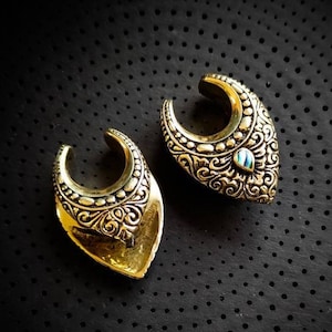 Brass Unisex Saddles Ornamental Pattern Abalone Shell Ears Plugs-New Collection-Stretched Ears-Body Modification-Boho Jewels-Tribal Fusion