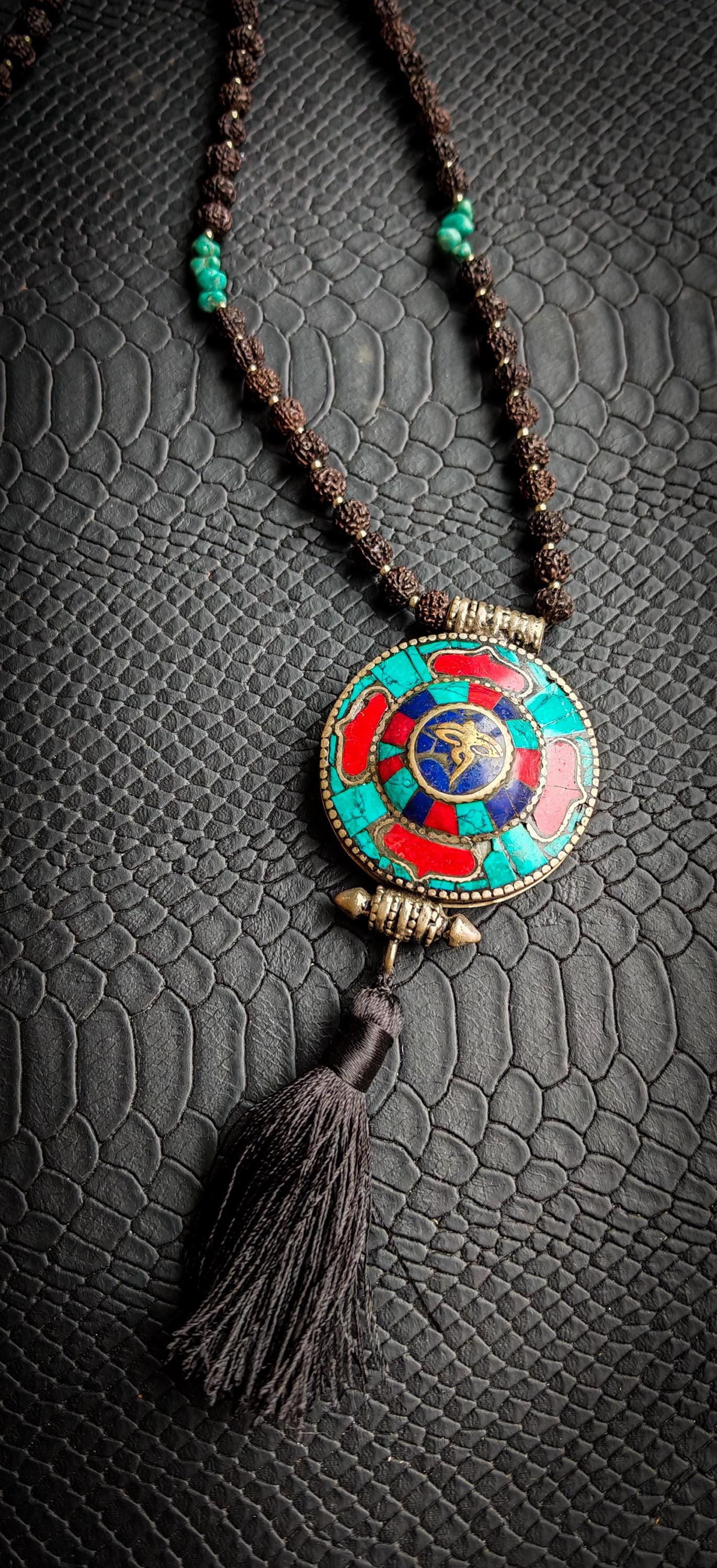 Nepal shaman necklace - Etsy 日本