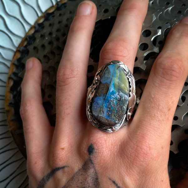 Silver 925 Massive Opal Boulder Ring-Unique Silversmith-Size 61-Opal Jewelry-Precious Gem-Leaf Details-Boho Jewels-Unisex Ring-Gem Lover