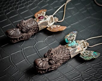 7頭のナーガのお守り：神秘的な宝珠を持つタイの蛇像 - Etsy 日本