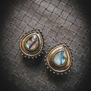 Abalone Drop Ears Plugs-Stainless Steel 316L Brass Color-10mm/00G-12mm/1/2"-20mm/13/16"- New Collection-Boho Design- Organic Inspiration