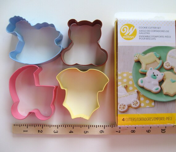 Wilton Nesting Plastic Cookie Cutter Set 6/Pkg-Hearts