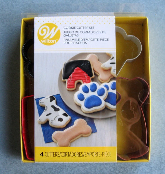 DOG COOKIE CUTTERS Dog Cookie Cutter Set of 4 in Box Dog Cookie
