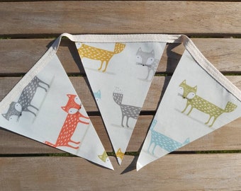 CRAZY FOX Outdoor Bunting, Waterproof Bunting, Garden Bunting, Wipe Clean Bunting, Oilcloth Bunting, 2.5 metre, Garland, PVC