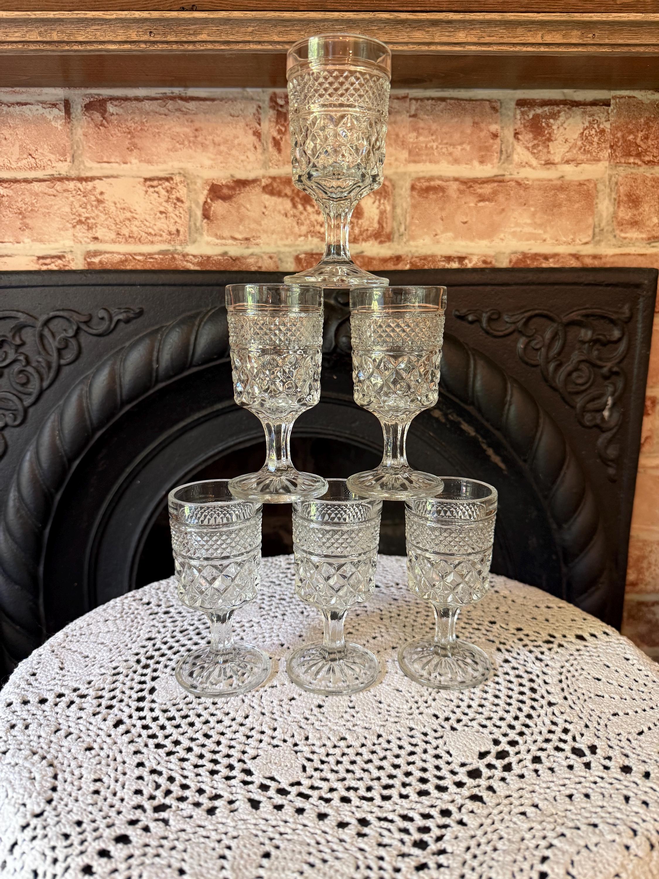 Vintage Cordial Glasses - Etsy