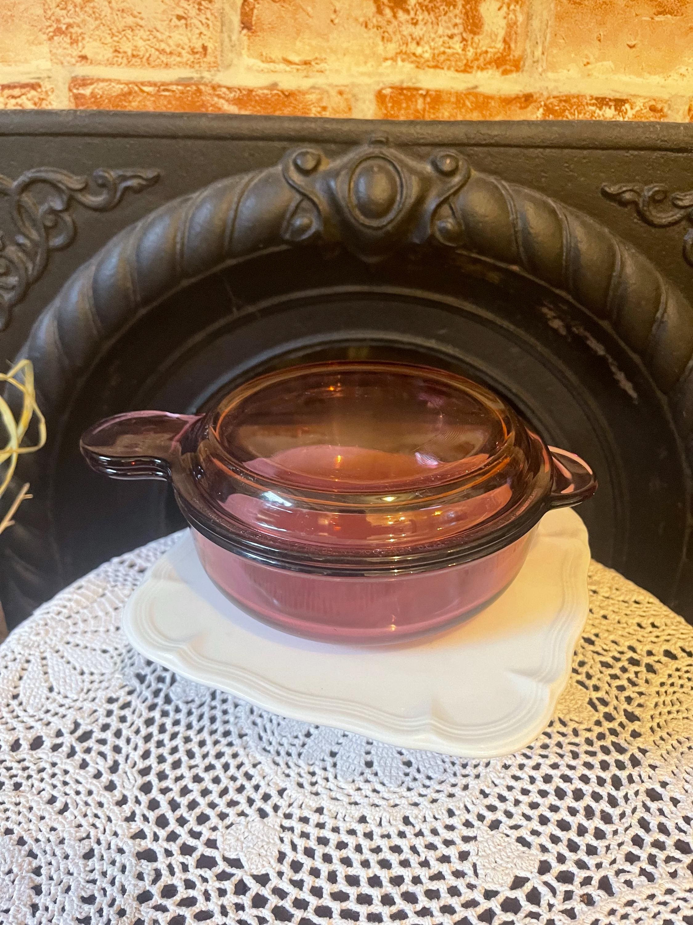 Vtg Large 24 Oz Corning Ware Vision Cranberry Grab It Bowl V-240-B