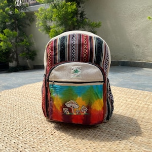 Grand sac à dos en chanvre champignon, sac à dos hippie, sac à dos bohème, sac à dos unisexe respectueux de l'environnement, design fait main, léger et résistant.