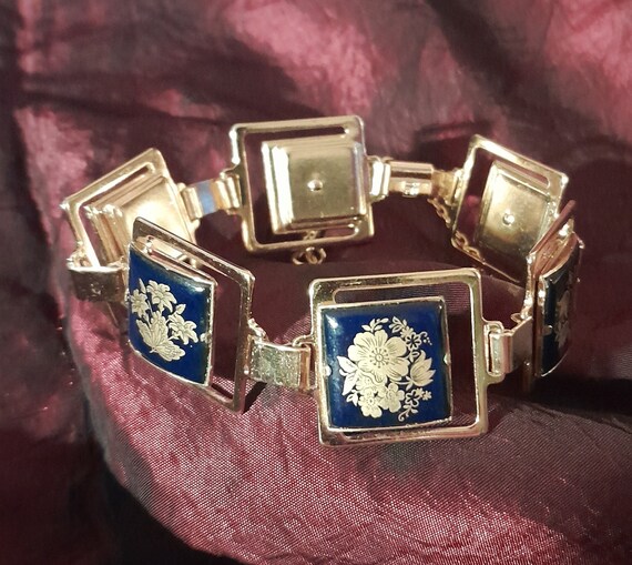 Gilded Blooms: Vintage Floral Bracelet in Navy-Bl… - image 3